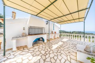 Priest's Traditional Mansion - 8