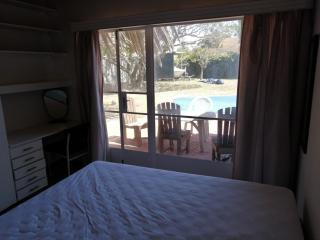 7 Bedroom House - Summerstrand Port Elizabeth - 3