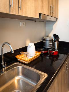 The Bat Cave 3 at Coast Residences Pasay - 8