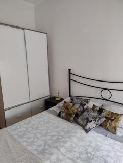 Nice Lake view apartment - 8