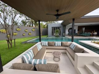 Cocoon Villa 5 - Luxurious 3BR Pool Retreat near Naithon Beach - Ban Sakhu - 8
