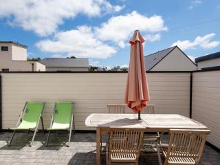 Ty Ker by Madame Est Servie - 0