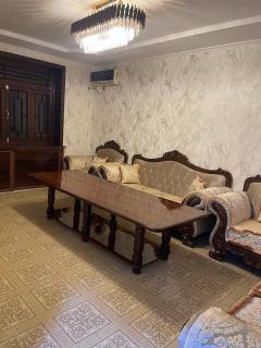 Regal Retreat Apartment - 4