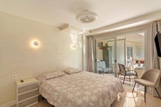 Kellys' Apartment Las Camelias - 9