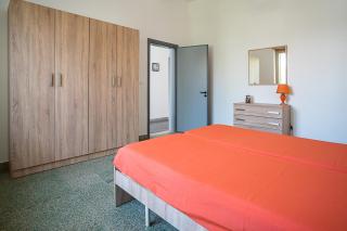 La plurifamiliare 3427 - 2