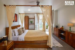 StayVista's Rustique Radiance - Hillside Retreat with Outdoor Pool & South Indian Architecture - 1