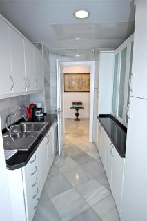 Deluxe Apartment on the Beach - 8