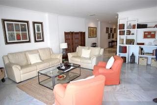 Deluxe Apartment on the Beach - 7