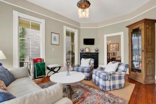 The Alexander Ford House - 5