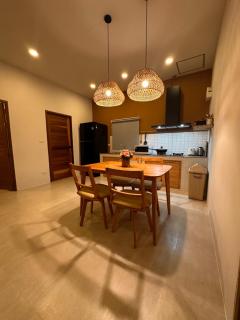 Baan Suan Poolsap - Haad Rin Beach - 9