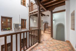 Apartment Elvira Street with Wifi - 9