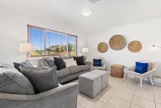 Regency Cabanas D3 - 3