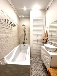 Central Park Apart - 3