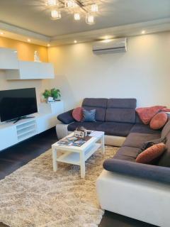 Local-Lux Apartman 3 szoba, privát parkoló - 3