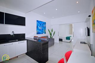 Studio com vista lateral para o mar em Copacabana - 1