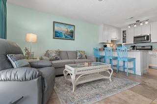 Grand Caribbean East 105 - 4