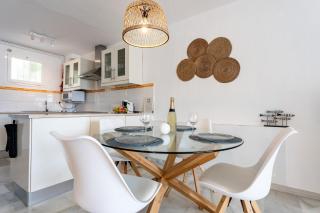 Sea Front Beach House Micaela I - 9