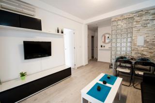 City Centre Lovely Apartment - 9