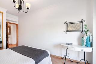 Cosy Apartment with Pool 1 - 9