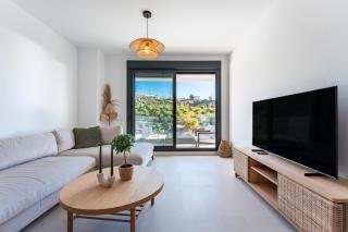 Middle Views West - 7