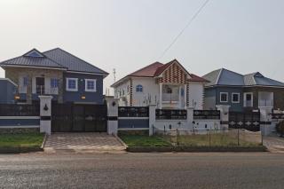 1 Bed Apartment Sleeps 2 - Parking Garden Wifi - 5