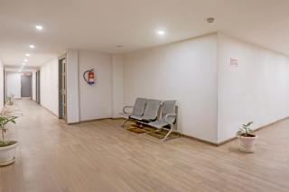 Super Townhouse Prayagraj Near Railway Station Formerly Santosh Palace - 2