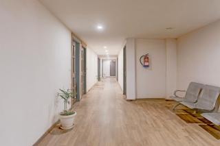 Super Townhouse Prayagraj Near Railway Station Formerly Santosh Palace - 1