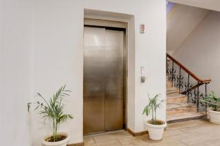 Super Townhouse Prayagraj Near Railway Station Formerly Santosh Palace - 1