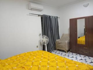 Metropolitan Manor Apartments - 6