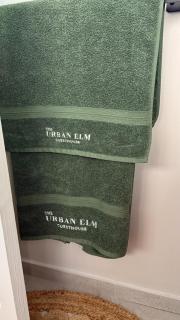 The Urban Elm Guesthouse - 1