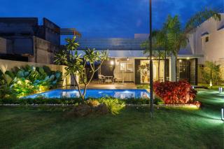 The Garden Haven by StayJade2BHKACPoolLawn - 0