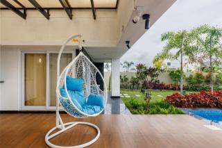 The Garden Haven by StayJade2BHKACPoolLawn - 6