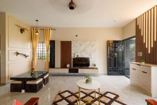 The AquaGrove Villa by StayJadeLuxuryPool Lawn - 3