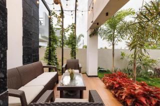 The Garden Retreat by StayJadePool2BHKLawn - 7