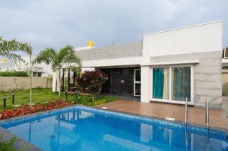 The Blue Orchard by StayJadeGardenPrivate Pool - 6