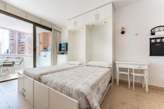 Sunny studio apartment, marina view - 8