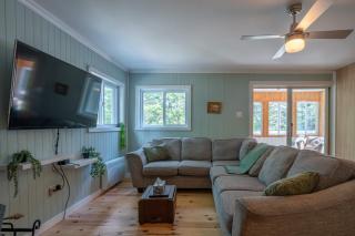 Pool table - Le chalet au bord du lac - 4