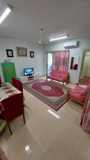Idah Homestay Bandar Tasik Puteri - 0