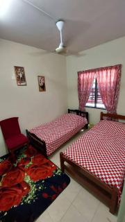 Idah Homestay Bandar Tasik Puteri - 7