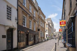Dream Stays Bath - Queen Street Loft Apartment - 4