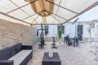 Jungle Holiday Villa - 5