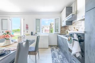 Jungle Holiday Villa - 3