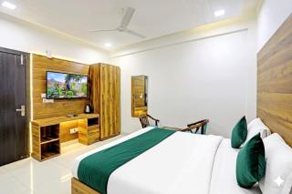 Bellamount Hotel near Delhi Airport - 8