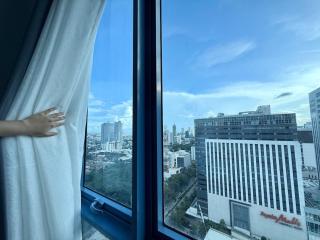 38 Park Studio with King Bed, Pool, Gym & Netflix - 6