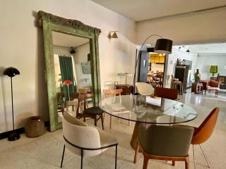 Cozy Homestay King Bed withBalcony in Shared Bungalow SS2 PJ - 6