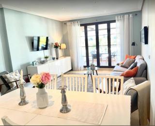 Marbella Luxury Living Sleep 7 - 9