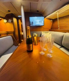 Sailboat 39ft Sleep 6 in Heart of City Centre in Fredrikstad - 5