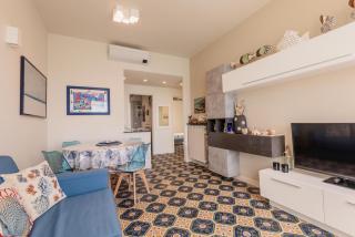 Villa Liliana - Sirena - Trilocale Elegante con Balcone Vista Mare - Accesso Diretto alla Spiaggia - 3