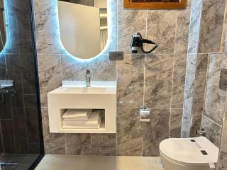 216 Palace Suite - 6