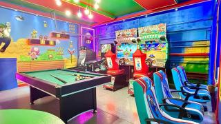 Stunning 8br 7ba W Game Room, Heated Pool & Sp - 0